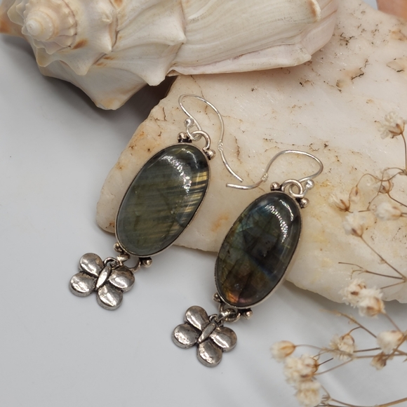 Genuine Large Labradorite Crystals Genuine Stones Silver Earrings Butter… - Picture 9 of 10